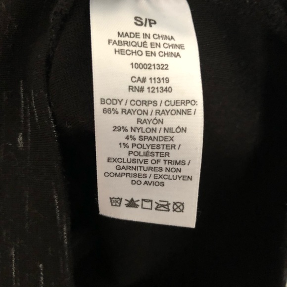 Black long sleeve dynamite dress - Picture 3 of 4